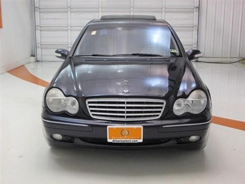 Mercedes-Benz C Class 2004 photo 3