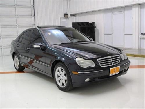 Mercedes-Benz C Class 2004 photo 4