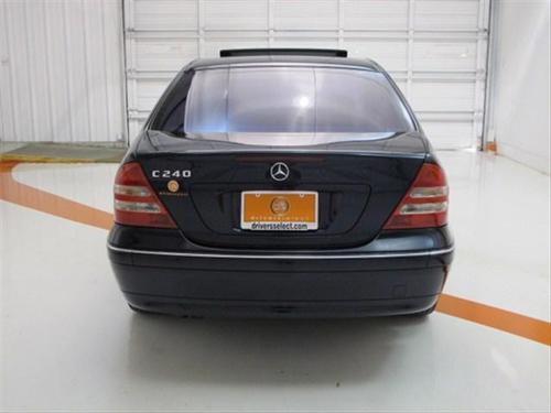 Mercedes-Benz C Class 2004 photo 5
