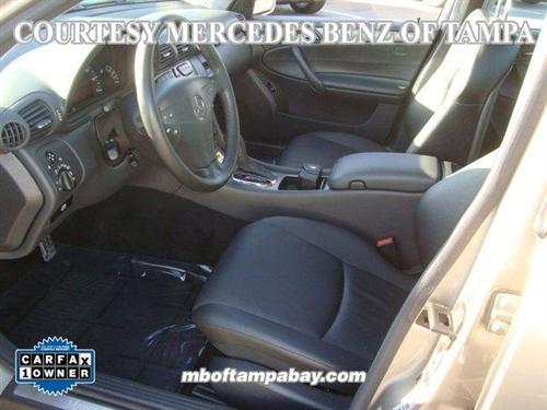 Mercedes-Benz C Class 2004 photo 1