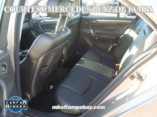 Mercedes-Benz C Class 2004 photo 2