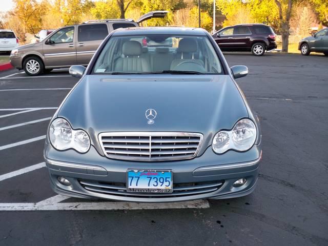 Mercedes-Benz C Class 2006 photo 4