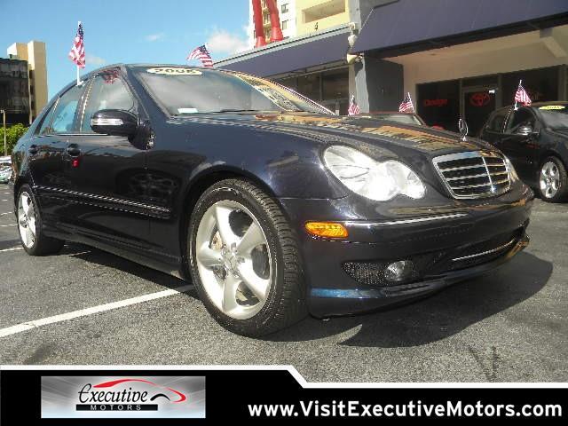 Mercedes-Benz C Class LTZ Sport Utility Pickup 4D 5 1/4 Ft Sedan