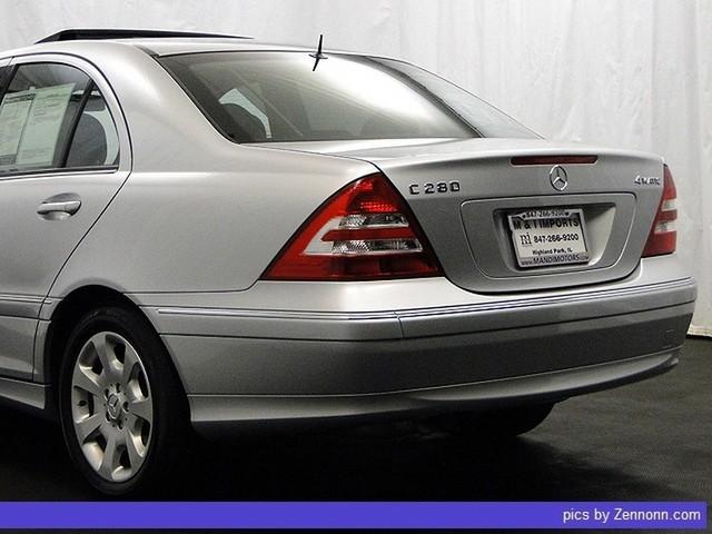 Mercedes-Benz C Class 2006 photo 5