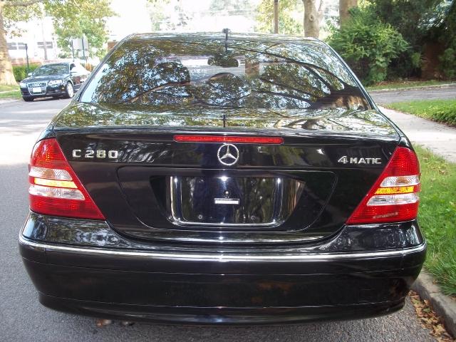 Mercedes-Benz C Class 2006 photo 5