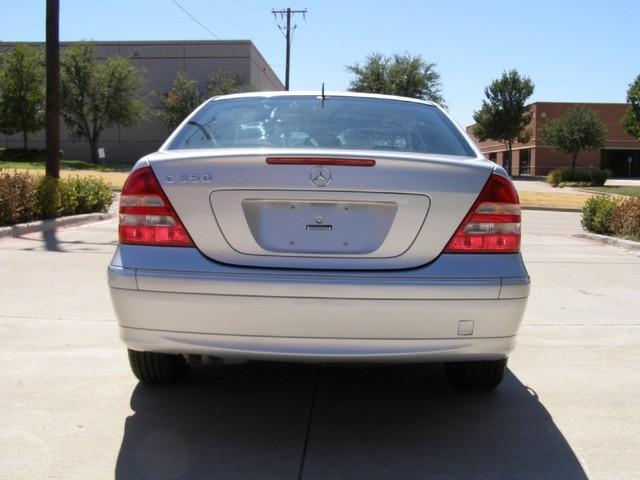 Mercedes-Benz C Class 2006 photo 5