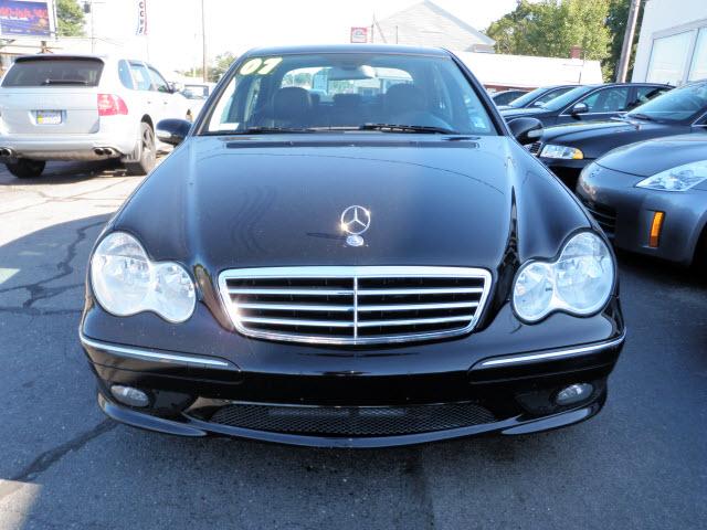 Mercedes-Benz C Class 2007 photo 2