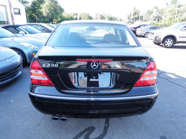 Mercedes-Benz C Class 2007 photo 3