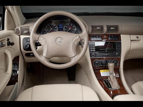 Mercedes-Benz C Class 2007 photo 1