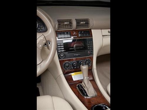 Mercedes-Benz C Class 2007 photo 2