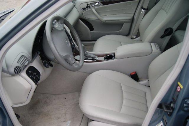 Mercedes-Benz C Class 2007 photo 4