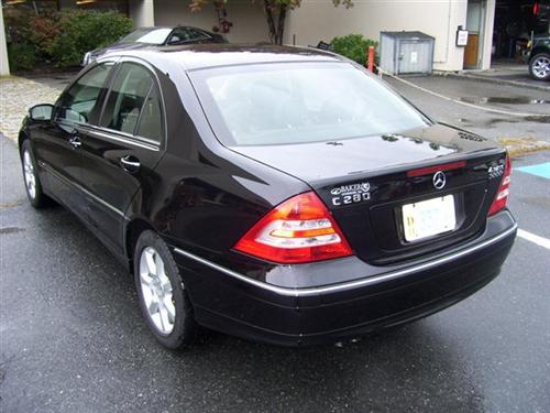 Mercedes-Benz C Class 2007 photo 2