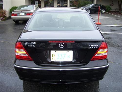 Mercedes-Benz C Class 2007 photo 4