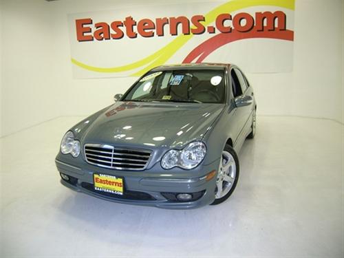 Mercedes-Benz C Class 2007 photo 2