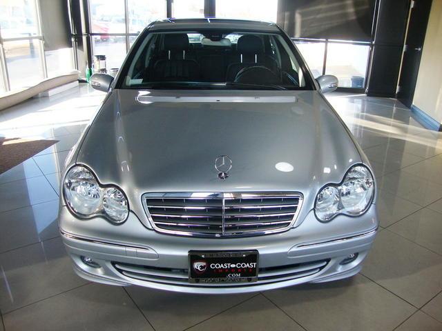 Mercedes-Benz C Class 2007 photo 2