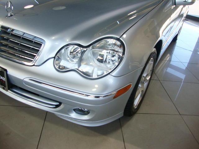 Mercedes-Benz C Class 2007 photo 4