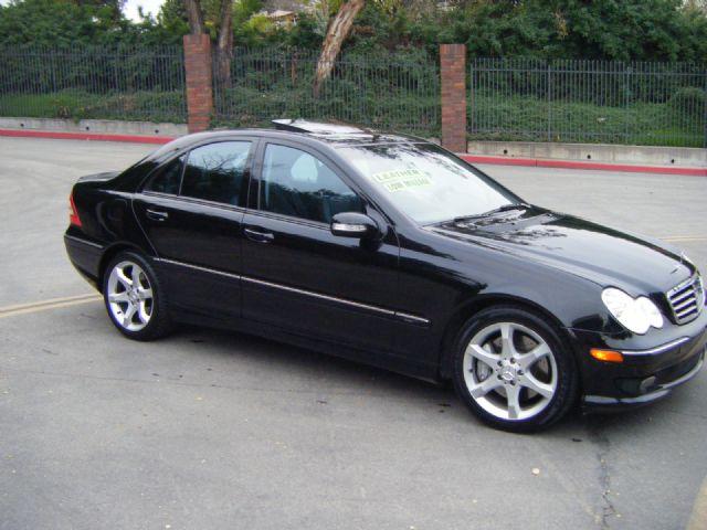 Mercedes-Benz C Class 2007 photo 2