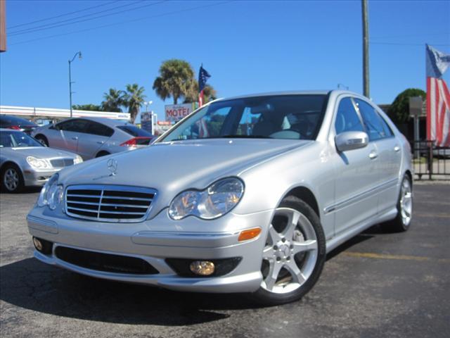 Mercedes-Benz C Class 2007 photo 2