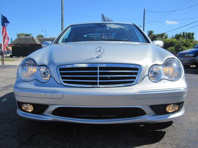 Mercedes-Benz C Class 2007 photo 4