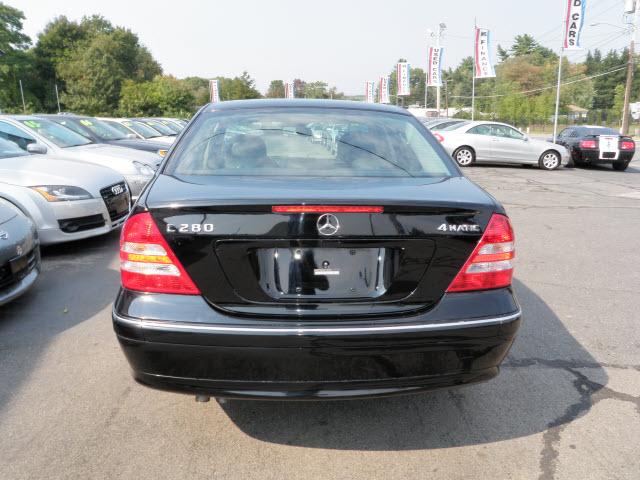 Mercedes-Benz C Class 2007 photo 2