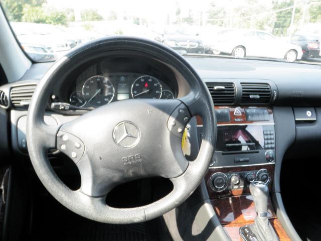 Mercedes-Benz C Class 2007 photo 5
