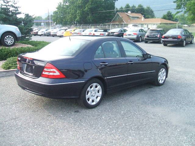 Mercedes-Benz C Class 2007 photo 2