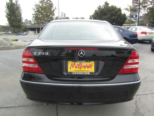 Mercedes-Benz C Class 2007 photo 4