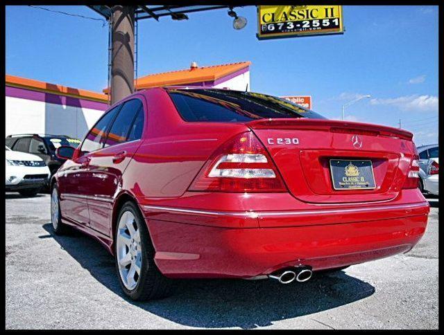 Mercedes-Benz C Class 2007 photo 4