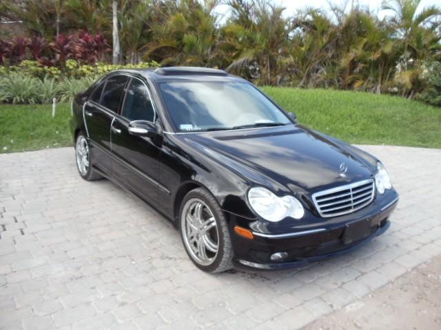 Mercedes-Benz C Class 2007 photo 2