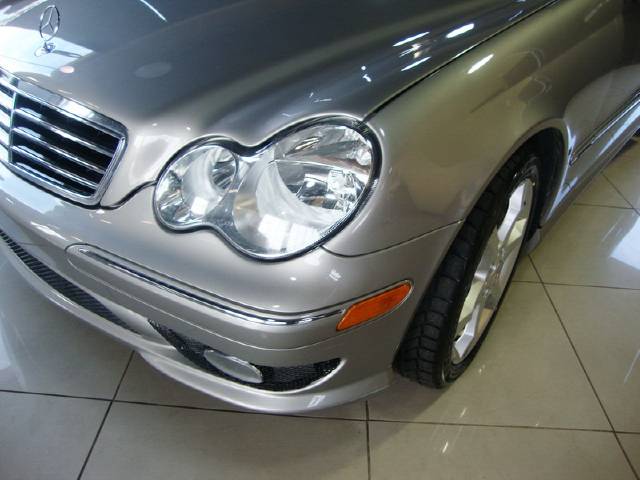 Mercedes-Benz C Class 2007 photo 4