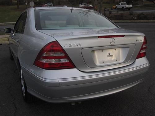Mercedes-Benz C Class 2007 photo 4