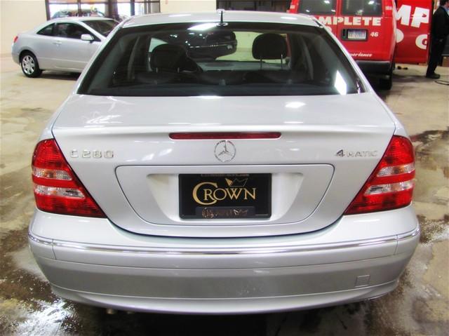 Mercedes-Benz C Class 2007 photo 2