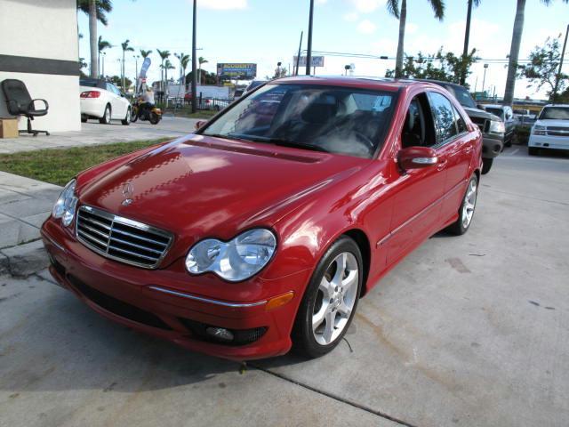 Mercedes-Benz C Class 2007 photo 2
