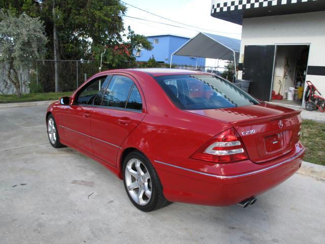 Mercedes-Benz C Class 2007 photo 4
