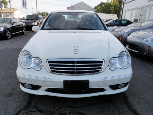 Mercedes-Benz C Class 2007 photo 2