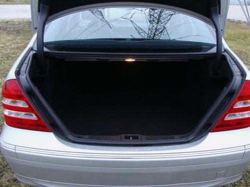 Mercedes-Benz C Class 2007 photo 1