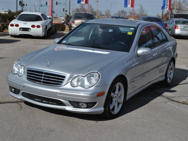 Mercedes-Benz C Class V8 - AWD Sedan