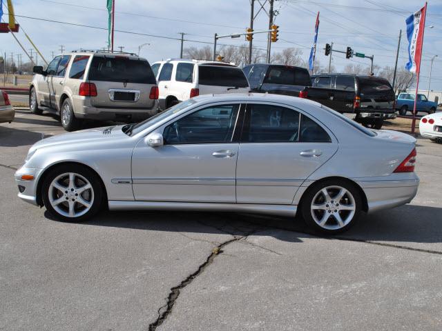 Mercedes-Benz C Class 2007 photo 1