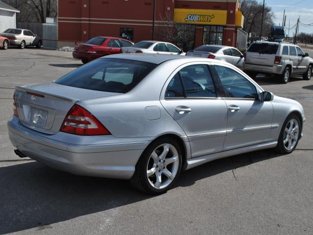 Mercedes-Benz C Class 2007 photo 5