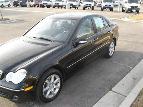 Mercedes-Benz C Class 2007 photo 2