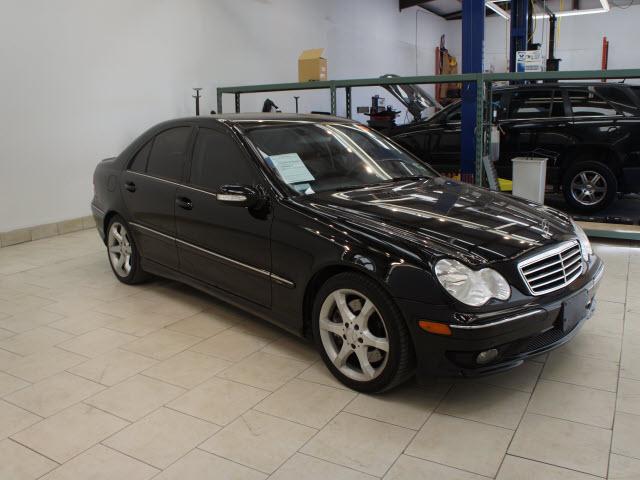 Mercedes-Benz C Class 2007 photo 2