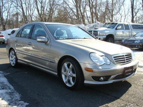 Mercedes-Benz C Class 2007 photo 2