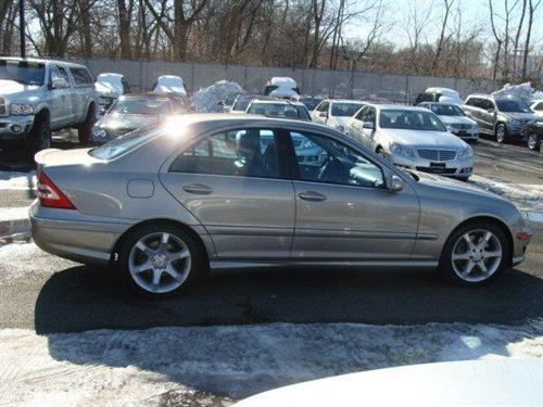 Mercedes-Benz C Class 2007 photo 3