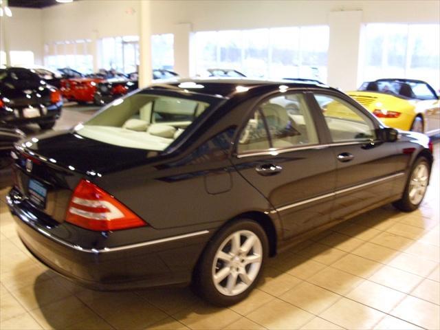 Mercedes-Benz C Class 2007 photo 5