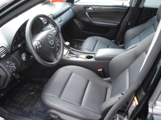 Mercedes-Benz C Class 2007 photo 3
