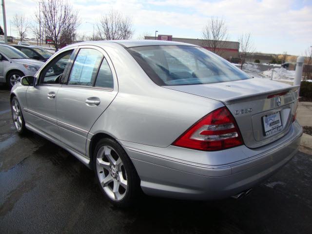 Mercedes-Benz C Class 2007 photo 2