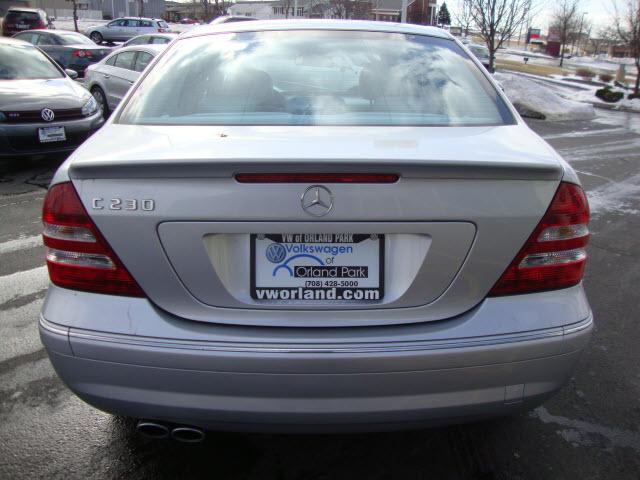 Mercedes-Benz C Class 2007 photo 3