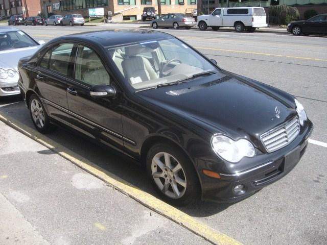 Mercedes-Benz C Class 2007 photo 2