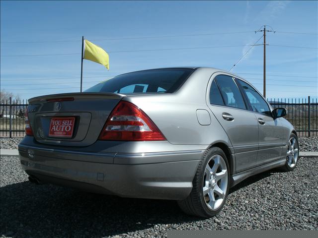 Mercedes-Benz C Class 2007 photo 2