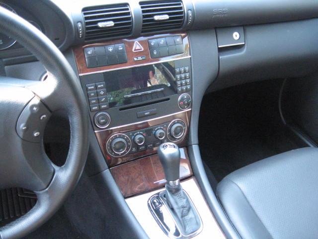 Mercedes-Benz C Class 2007 photo 3